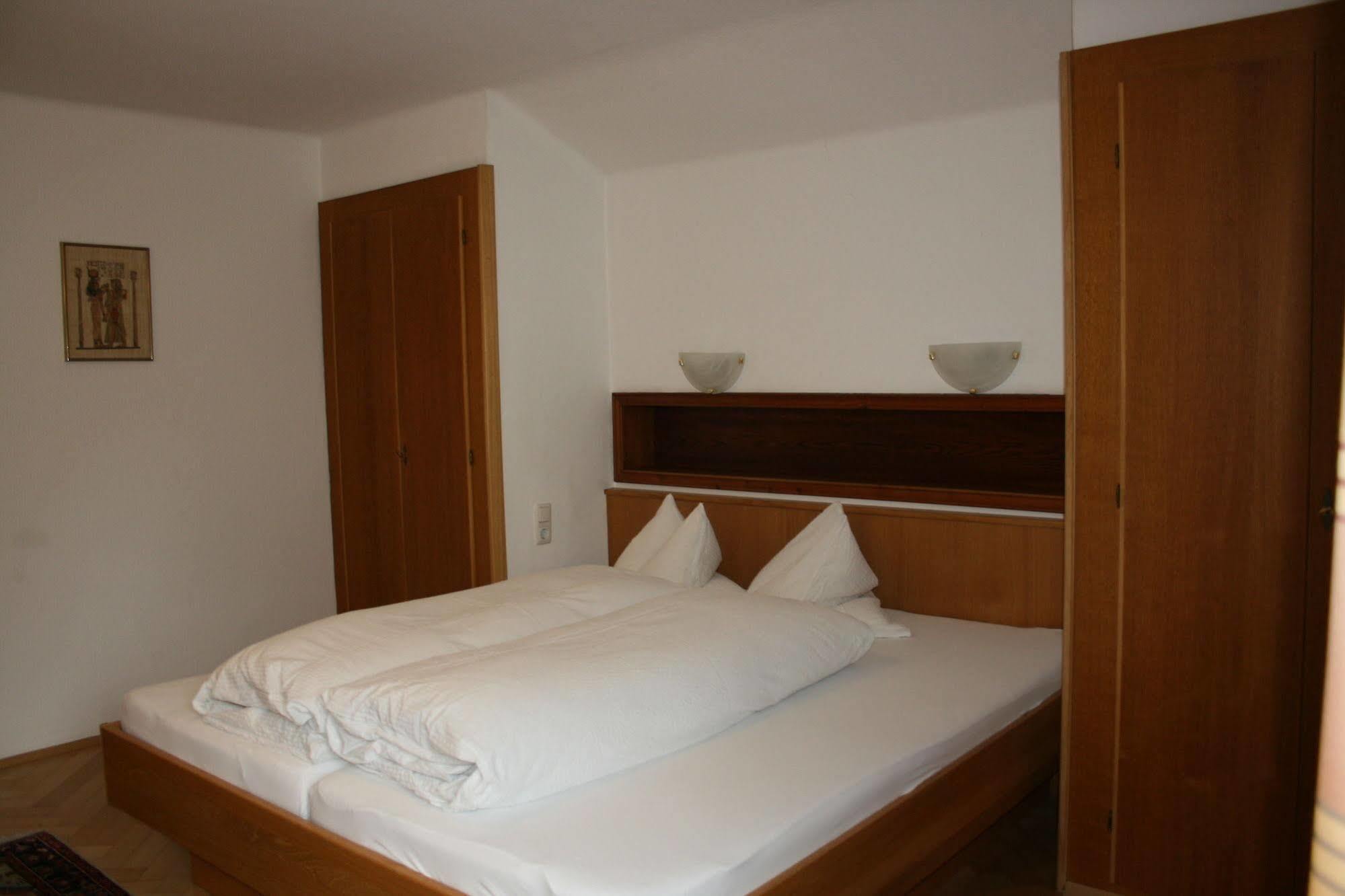 Apartments Rosenhof 메이른호픈 외부 사진